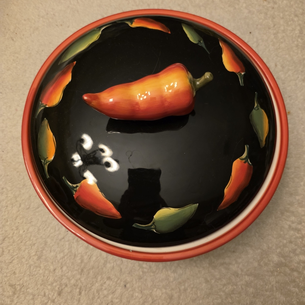 Chili Pepper Design Ceramic Casserole Dish - Black and Red